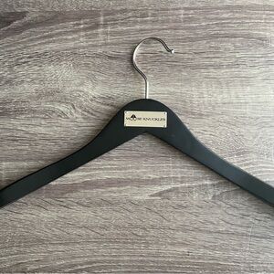 Moose Knuckles Sleek Black Wood & Metal Hanger